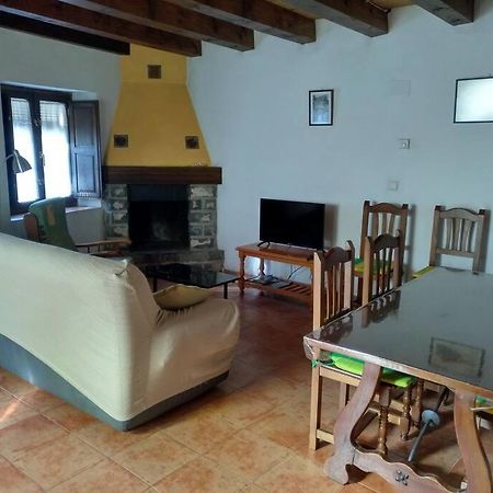 Casa Lovaco Appartement Borau Buitenkant foto