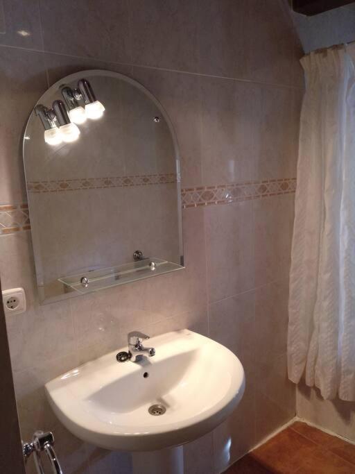 Casa Lovaco Appartement Borau Buitenkant foto